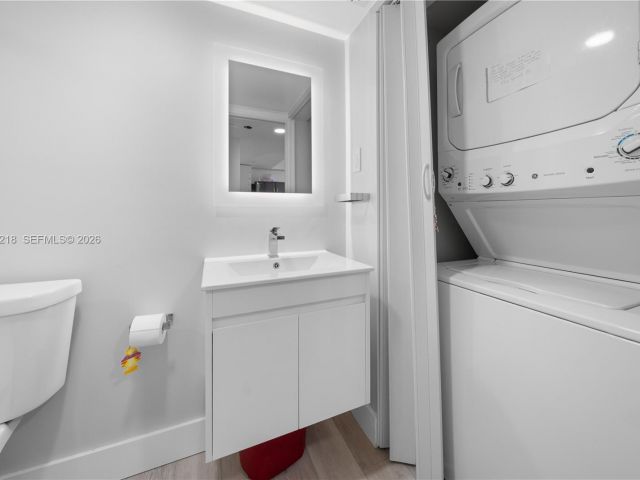 Apartment for rent  Unit #1406 - photo 7413529