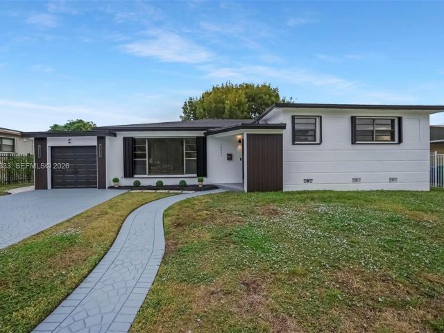 Home for sale at 14431 NW 13th Rd - photo 7434215