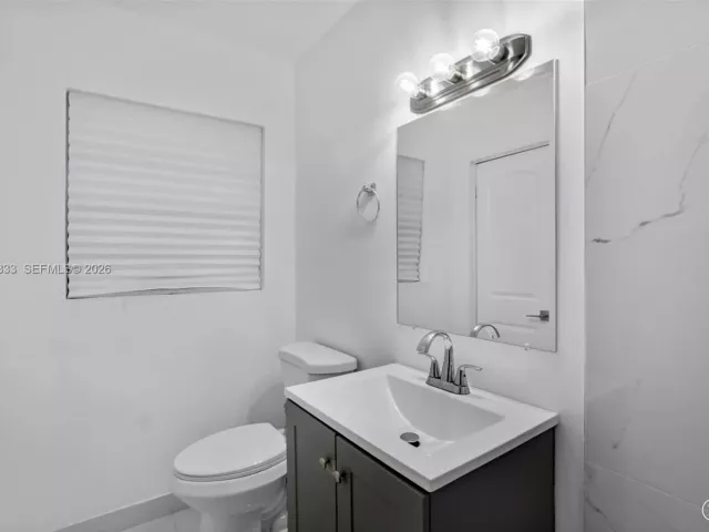 4-bedroom home for sale in Miami - 14431 NW 13th Rd - MondialRealty