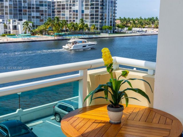 Apartment for sale  Unit #316 - photo 7466582