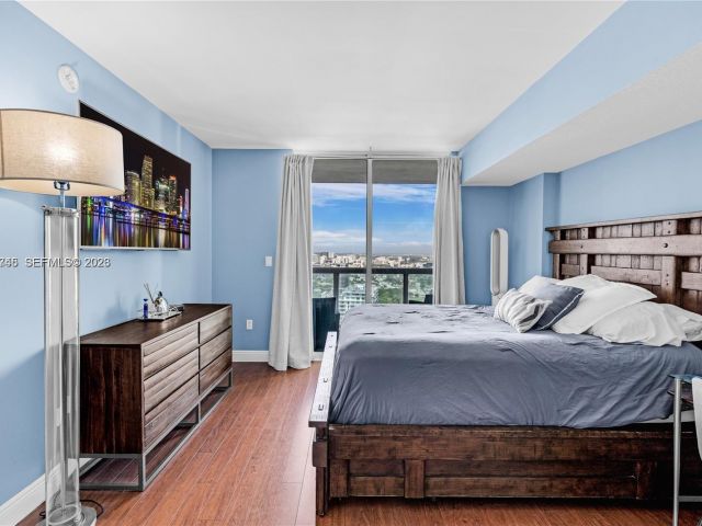 1-bedroom condo for rent in Miami - 1800 N Bayshore Dr 3406 - MondialRealty