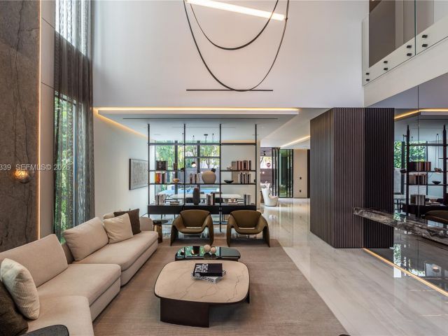 Home for sale at 10540 NW 67th Ter - photo 7427277