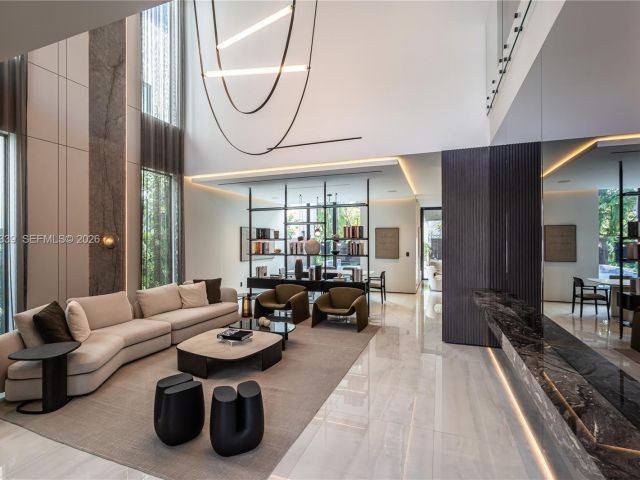 Home for sale at 10540 NW 67th Ter - photo 7427281