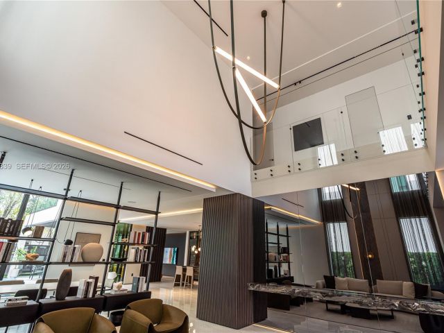 Home for sale at 10540 NW 67th Ter - photo 7427286