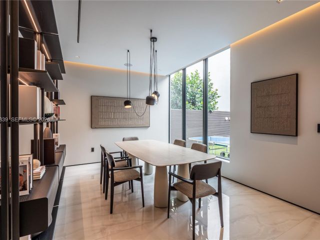 Home for sale at 10540 NW 67th Ter - photo 7427292