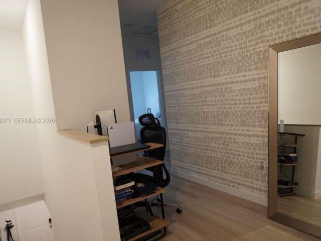 Home for rent at 385 NW 9th St 385 - photo 7420797