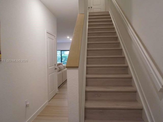 Home for rent at 385 NW 9th St 385 - photo 7420799