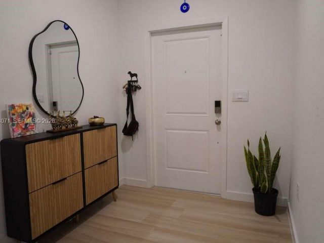 Home for rent at 385 NW 9th St 385 - photo 7420802
