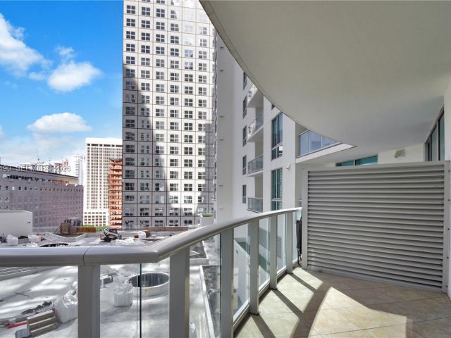 Apartment for sale  Unit #T-1405 - photo 7496467