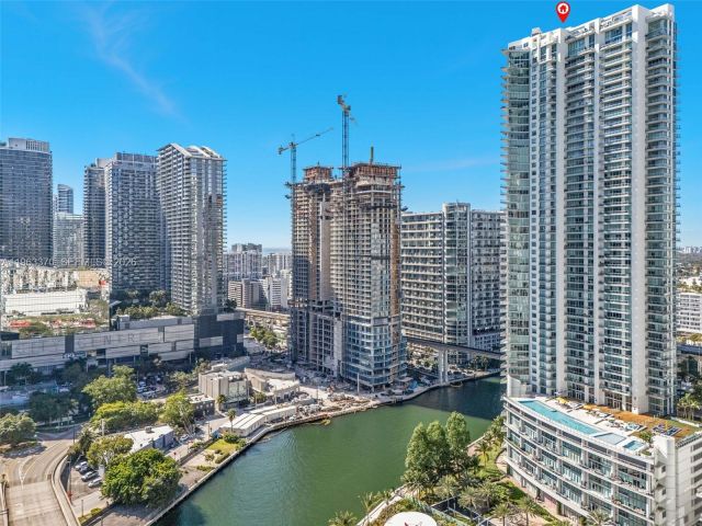 Apartment for sale  Unit #3611 - photo 7513396