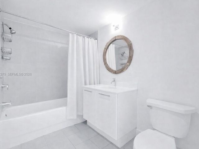 Apartment for sale  Unit #3611 - photo 7513401