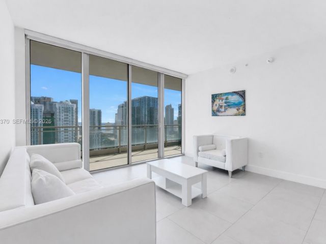 Apartment for sale  Unit #3611 - photo 7513402