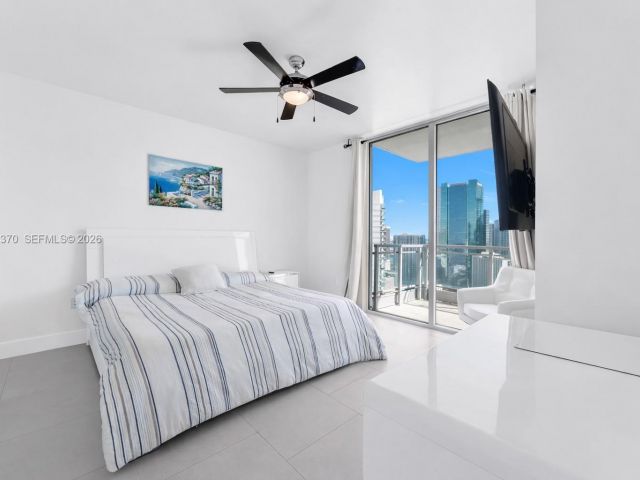 Apartment for sale  Unit #3611 - photo 7513406