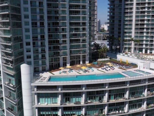 Apartment for sale  Unit #3611 - photo 7513414