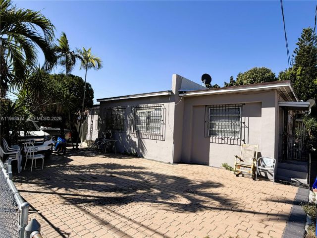 Home for sale at 430 NW 53rd Ave - photo 7433854