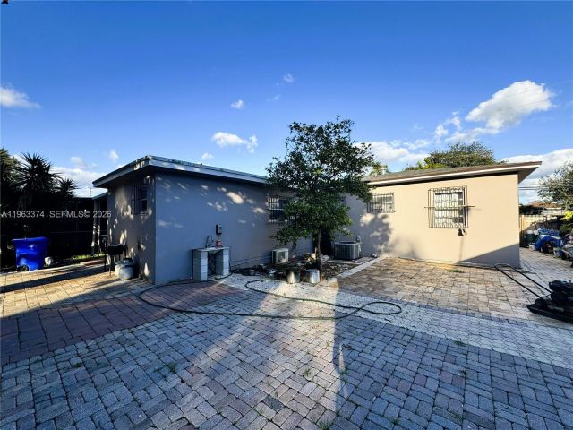 Home for sale at 430 NW 53rd Ave - photo 7433866