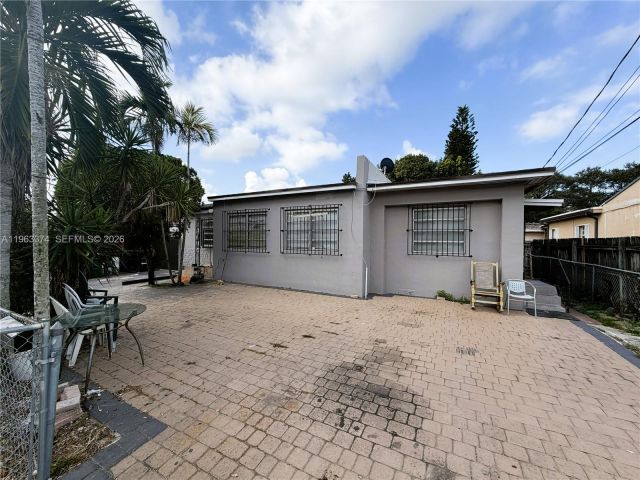 Home for sale at 430 NW 53rd Ave - photo 7433876