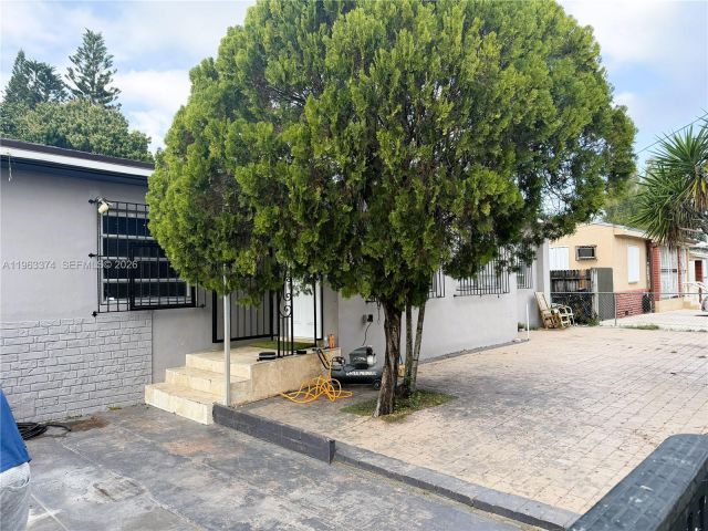 Home for sale at 430 NW 53rd Ave - photo 7433877