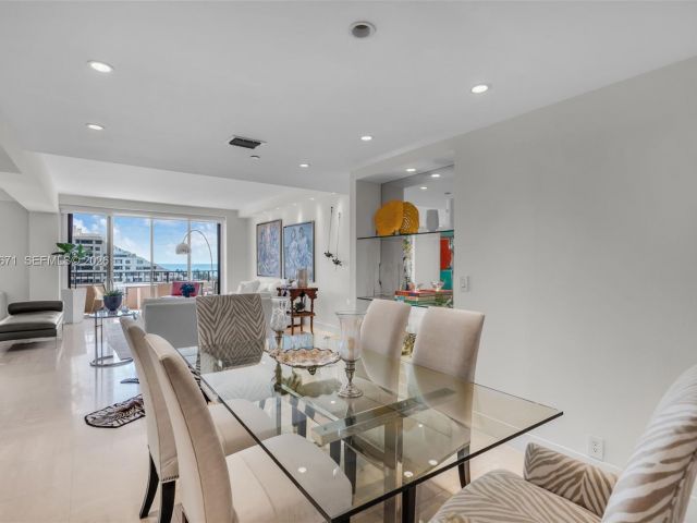 Apartment for sale  Unit #802 - photo 7415977