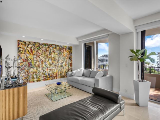 Apartment for sale  Unit #802 - photo 7415978