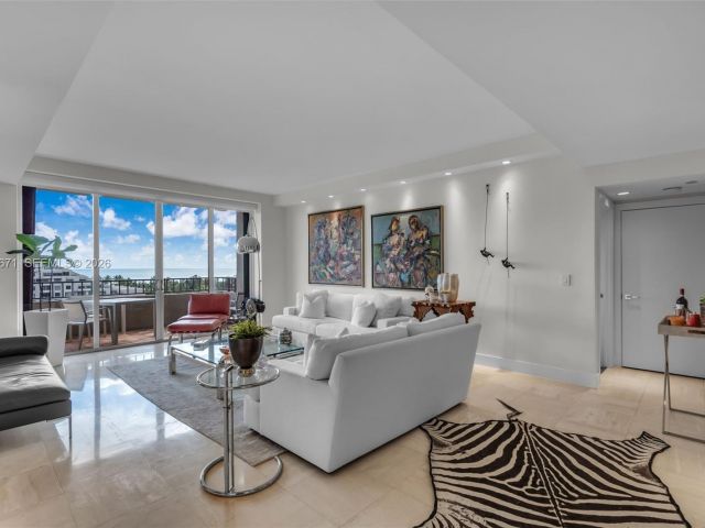 Apartment for sale  Unit #802 - photo 7415983