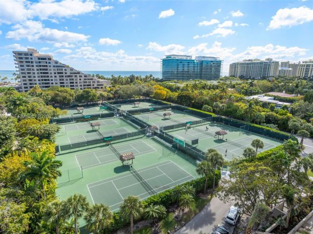 Apartment for sale  Unit #802 - photo 7415986