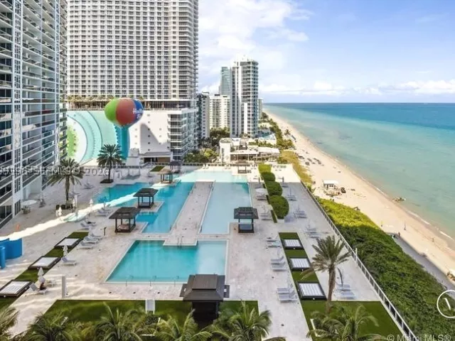 3-bedroom condo for sale in Hallandale Beach - 1800 S Ocean Dr 3608 - MondialRealty