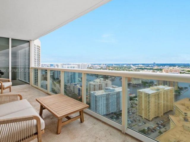 Apartment for sale  Unit #3608 - photo 7500303