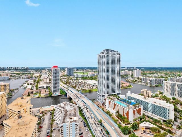 Apartment for sale  Unit #3608 - photo 7500304