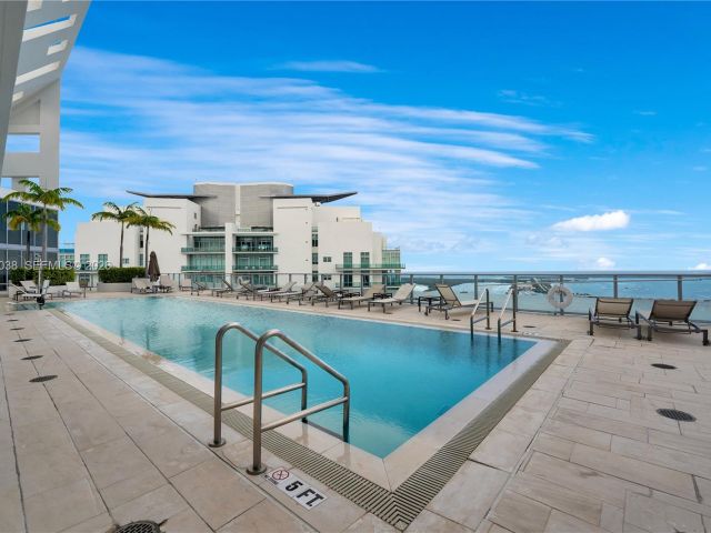condo for rent in Miami - 1300 Brickell Bay Dr 2000 - MondialRealty