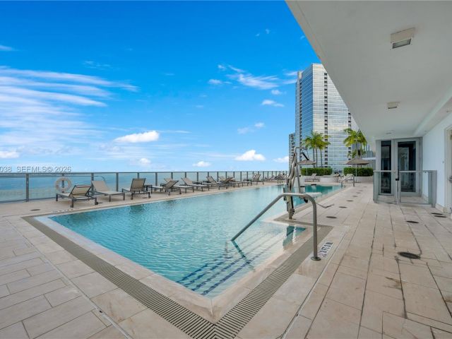 condo for rent in Miami - 1300 Brickell Bay Dr 2000 - MondialRealty