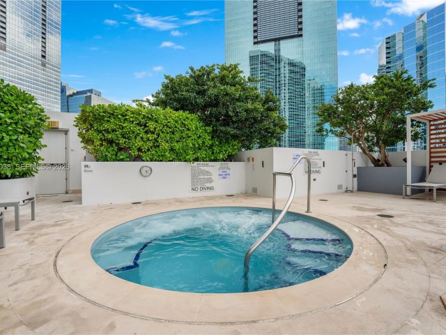 condo for rent in Miami - 1300 Brickell Bay Dr 2000 - MondialRealty