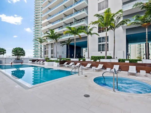 condo for rent in Miami - 1300 Brickell Bay Dr 2000 - MondialRealty