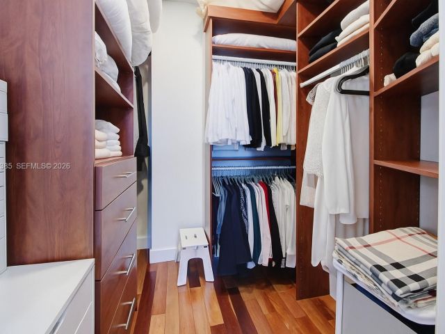 Apartment for sale  Unit #3605 - photo 7411667