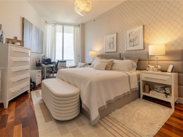 Apartment for sale  Unit #3605 - photo 7411669