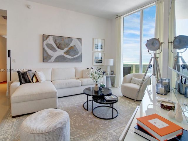 Apartment for sale  Unit #3605 - photo 7411680