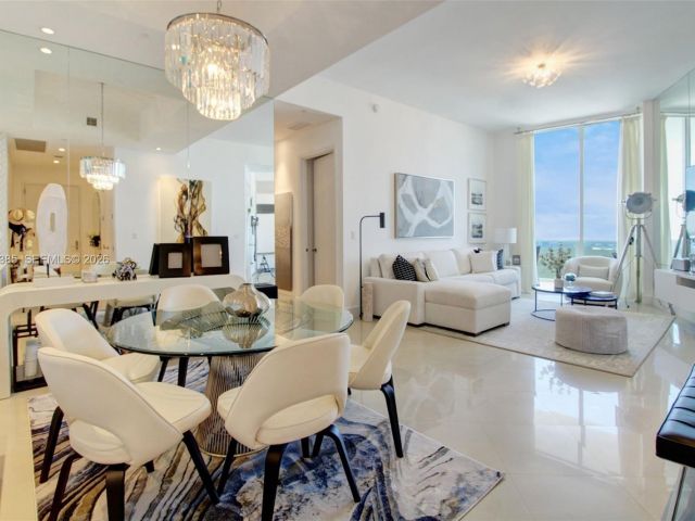 Apartment for sale  Unit #3605 - photo 7411686