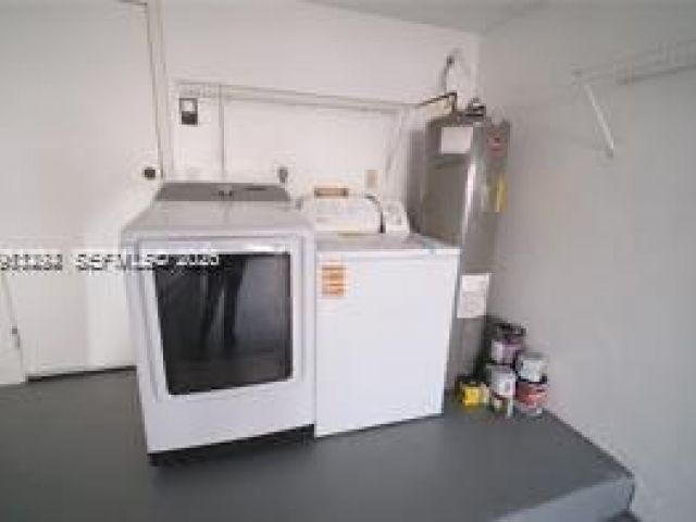 Home for rent at 12142 SW 50th Ct 1242 - photo 7450846