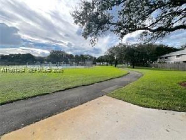 Home for rent at 12142 SW 50th Ct 1242 - photo 7450857