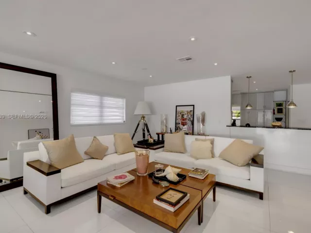 4-bedroom home for sale in Miami Beach - 1405 Stillwater Dr - MondialRealty