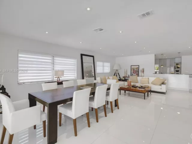 4-bedroom home for sale in Miami Beach - 1405 Stillwater Dr - MondialRealty