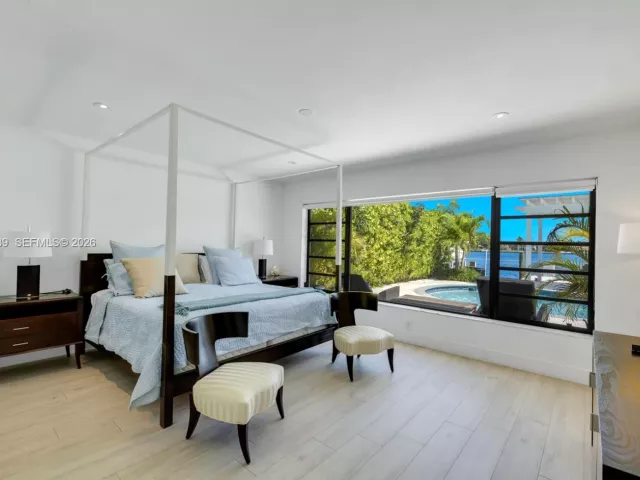 4-bedroom home for sale in Miami Beach - 1405 Stillwater Dr - MondialRealty