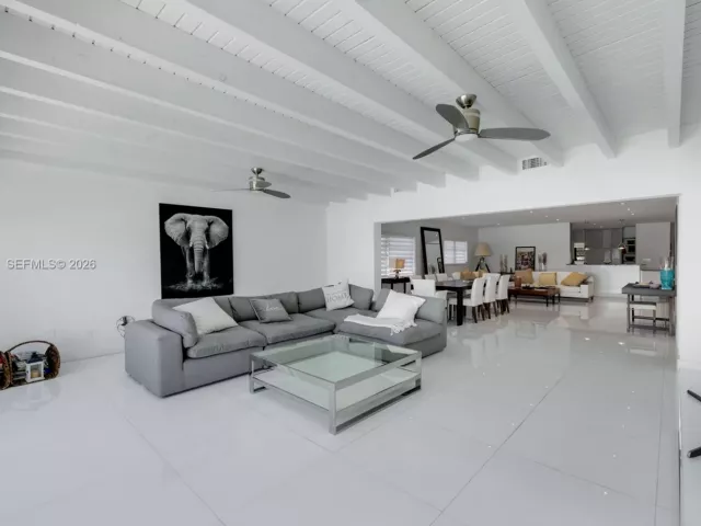 4-bedroom home for sale in Miami Beach - 1405 Stillwater Dr - MondialRealty