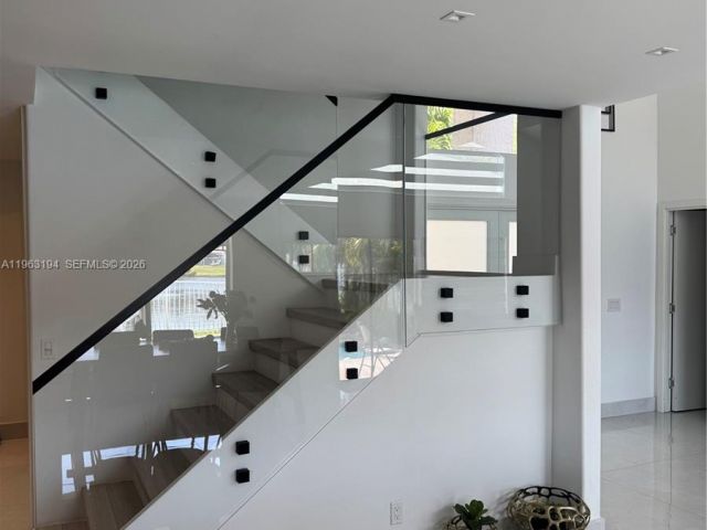 Home for rent at 4943 SW 33rd Way - photo 7436861