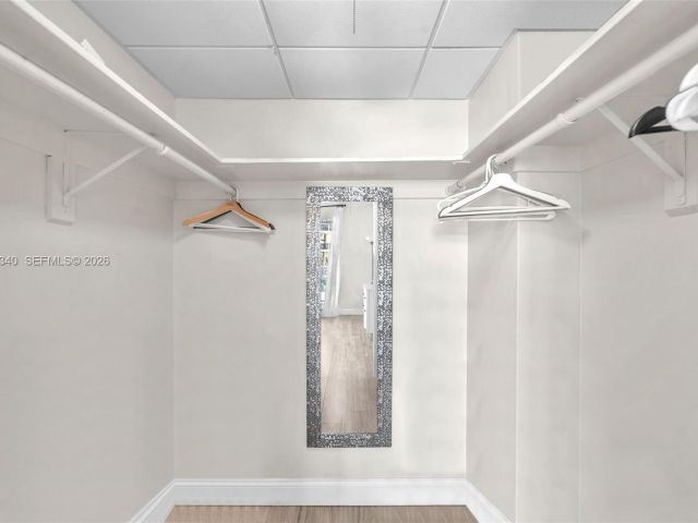 Apartment for rent  Unit #2W - photo 7415532