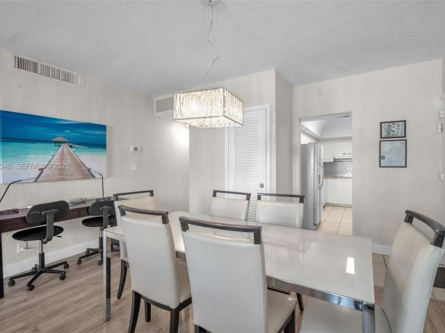 Apartment for rent  Unit #2W - photo 7415540