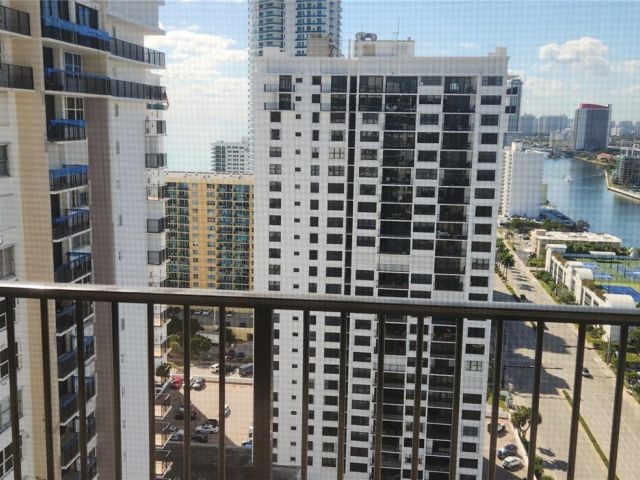 Apartment for sale  Unit #2608 - photo 7520356