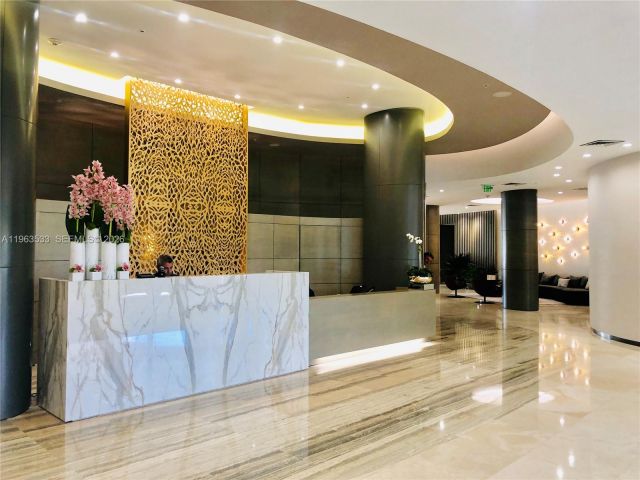 Apartment for sale  Unit #427 - photo 7428901