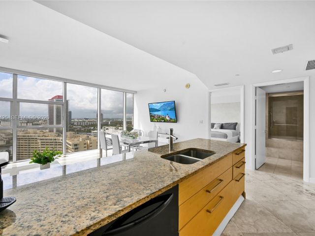 Apartment for sale  Unit #1907 - photo 7412375