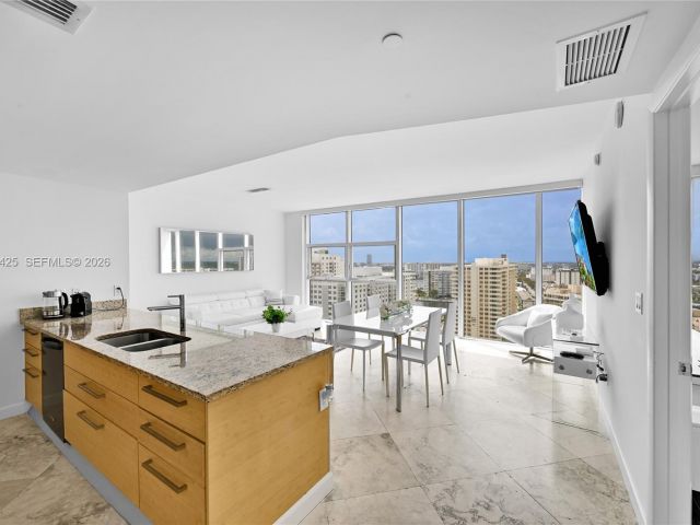 Apartment for sale  Unit #1907 - photo 7412377